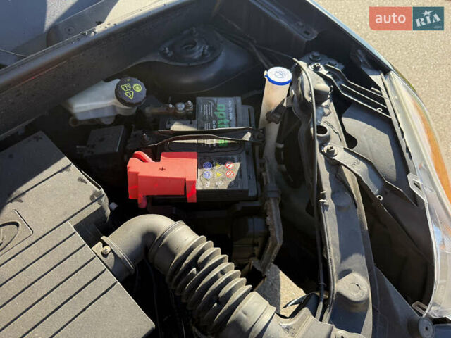 Чорний Форд Фьюжен, об'ємом двигуна 1.4 л та пробігом 174 тис. км за 6000 $, фото 65 на Automoto.ua