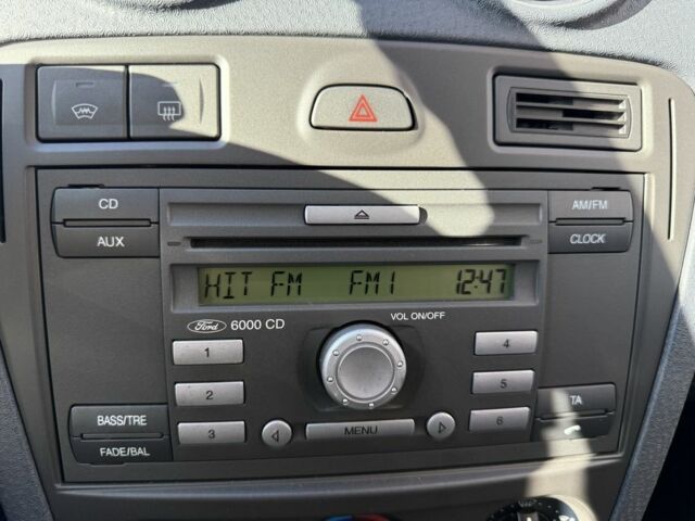 Чорний Форд Фьюжен, об'ємом двигуна 1.4 л та пробігом 174 тис. км за 6000 $, фото 14 на Automoto.ua