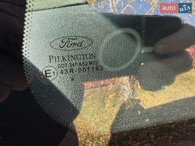 Чорний Форд Фьюжен, об'ємом двигуна 1.4 л та пробігом 174 тис. км за 6000 $, фото 84 на Automoto.ua
