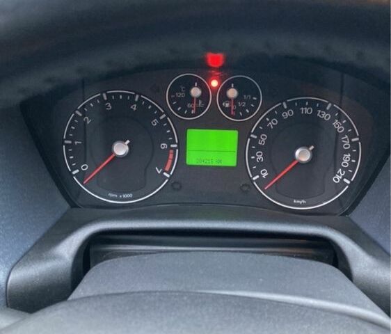 Чорний Форд Фьюжен, об'ємом двигуна 1.6 л та пробігом 215 тис. км за 6000 $, фото 13 на Automoto.ua