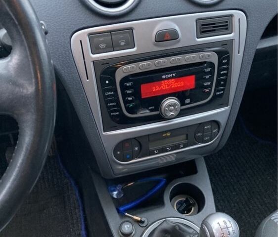 Чорний Форд Фьюжен, об'ємом двигуна 1.6 л та пробігом 215 тис. км за 6000 $, фото 12 на Automoto.ua