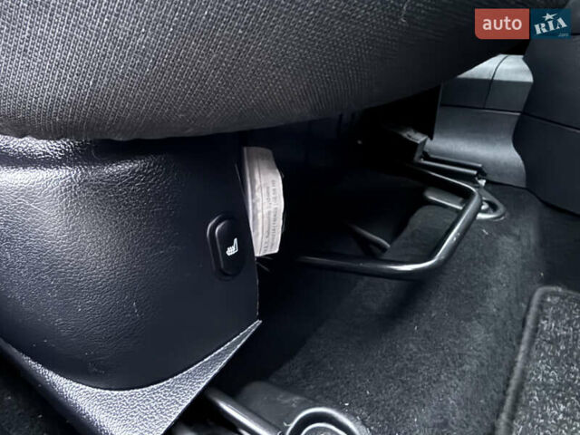 Черный Форд Фьюжн, объемом двигателя 1.4 л и пробегом 174 тыс. км за 6000 $, фото 37 на Automoto.ua