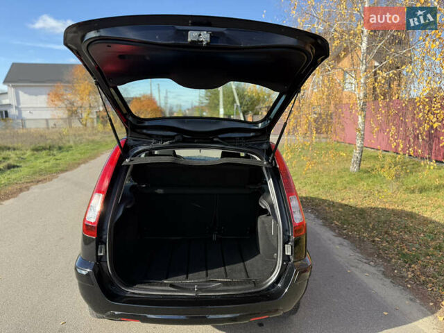 Чорний Форд Фьюжен, об'ємом двигуна 1.4 л та пробігом 174 тис. км за 6000 $, фото 58 на Automoto.ua
