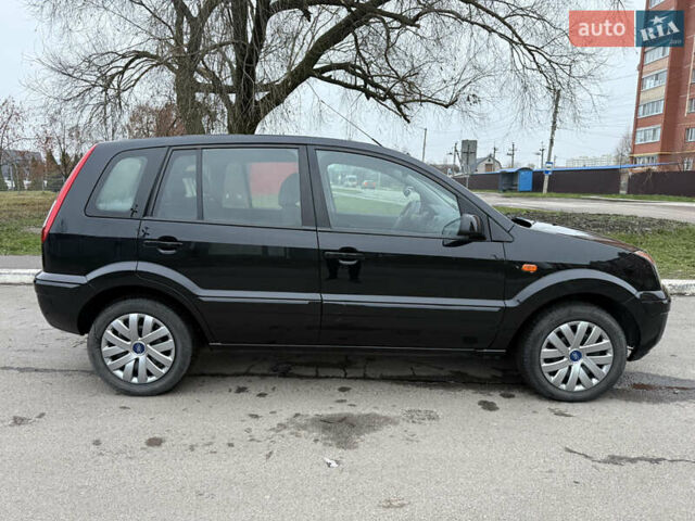 Черный Форд Фьюжн, объемом двигателя 1.4 л и пробегом 174 тыс. км за 6000 $, фото 7 на Automoto.ua