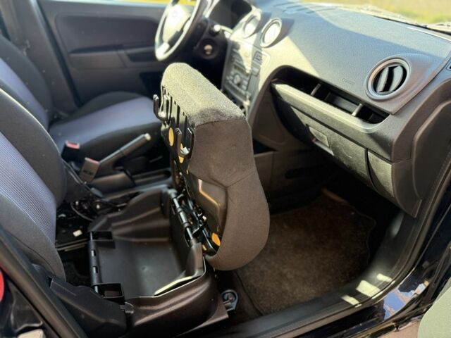 Чорний Форд Фьюжен, об'ємом двигуна 1.4 л та пробігом 174 тис. км за 6000 $, фото 17 на Automoto.ua