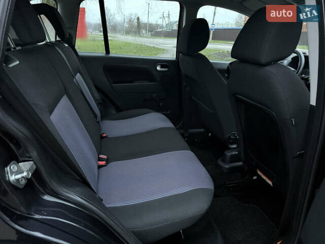 Черный Форд Фьюжн, объемом двигателя 1.4 л и пробегом 174 тыс. км за 6000 $, фото 44 на Automoto.ua