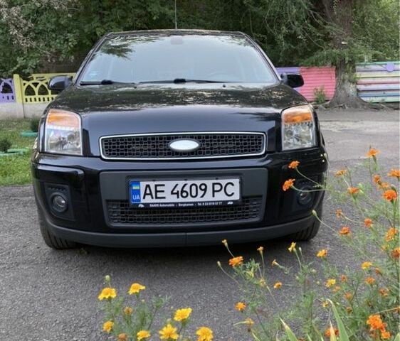 Чорний Форд Фьюжен, об'ємом двигуна 1.6 л та пробігом 215 тис. км за 6000 $, фото 17 на Automoto.ua