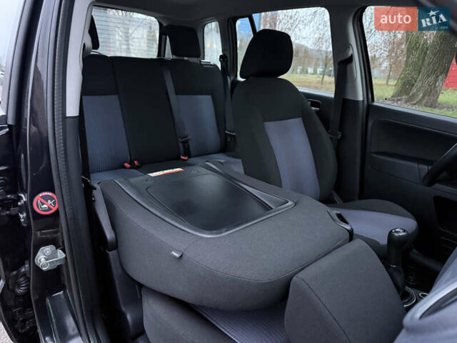 Черный Форд Фьюжн, объемом двигателя 1.4 л и пробегом 174 тыс. км за 6000 $, фото 41 на Automoto.ua