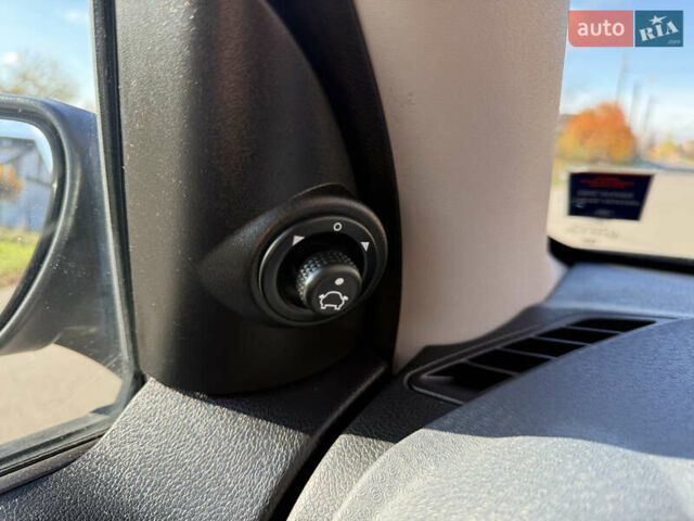 Чорний Форд Фьюжен, об'ємом двигуна 1.4 л та пробігом 174 тис. км за 6000 $, фото 41 на Automoto.ua