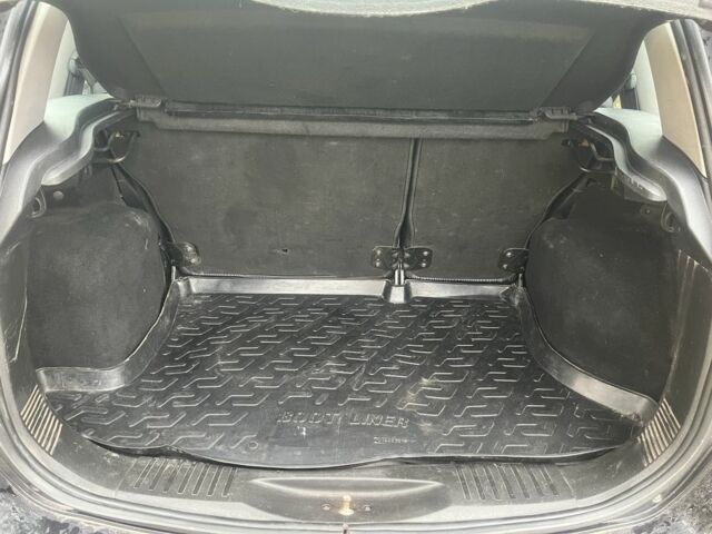 Чорний Форд Фьюжен, об'ємом двигуна 1.6 л та пробігом 198 тис. км за 5700 $, фото 22 на Automoto.ua