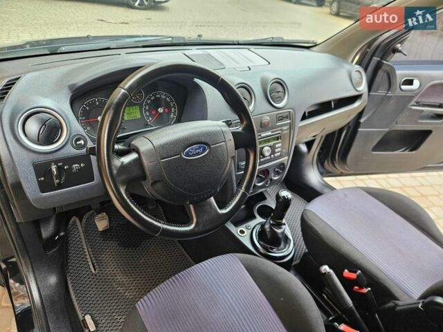 Чорний Форд Фьюжен, об'ємом двигуна 1.4 л та пробігом 206 тис. км за 4900 $, фото 21 на Automoto.ua