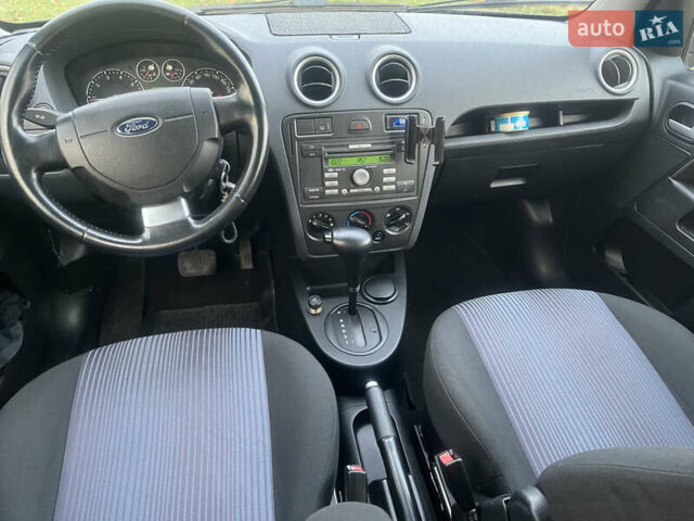 Черный Форд Фьюжн, объемом двигателя 1.6 л и пробегом 142 тыс. км за 6200 $, фото 7 на Automoto.ua