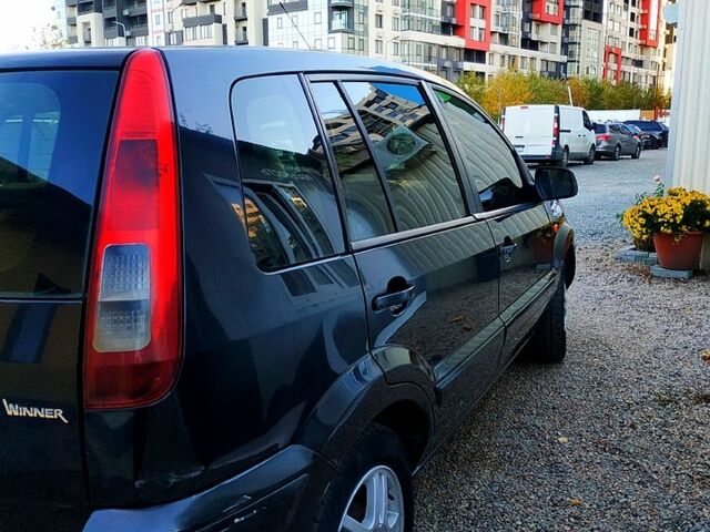 Чорний Форд Фьюжен, об'ємом двигуна 1.4 л та пробігом 153 тис. км за 4400 $, фото 5 на Automoto.ua