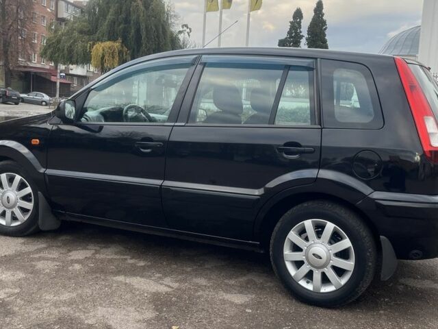 Чорний Форд Фьюжен, об'ємом двигуна 1.6 л та пробігом 198 тис. км за 5700 $, фото 1 на Automoto.ua