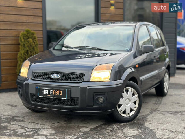 Черный Форд Фьюжн, объемом двигателя 1.6 л и пробегом 149 тыс. км за 4650 $, фото 1 на Automoto.ua