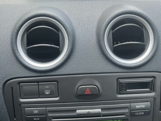 Чорний Форд Фьюжен, об'ємом двигуна 1.6 л та пробігом 198 тис. км за 5700 $, фото 12 на Automoto.ua