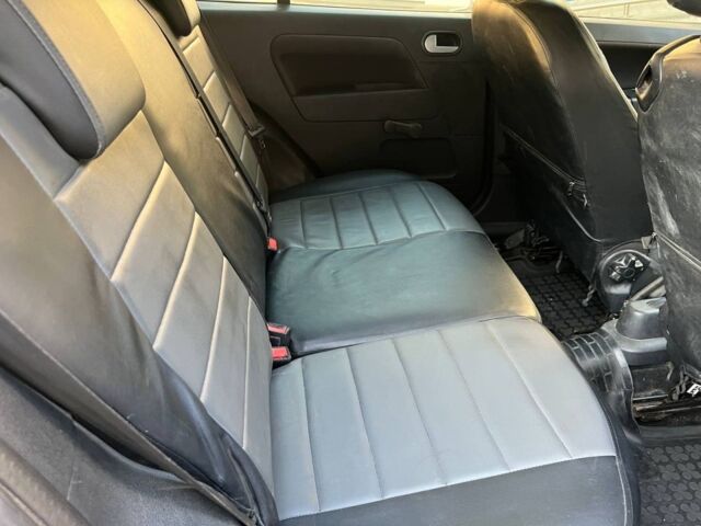 Черный Форд Фьюжн, объемом двигателя 1.4 л и пробегом 253 тыс. км за 4990 $, фото 8 на Automoto.ua