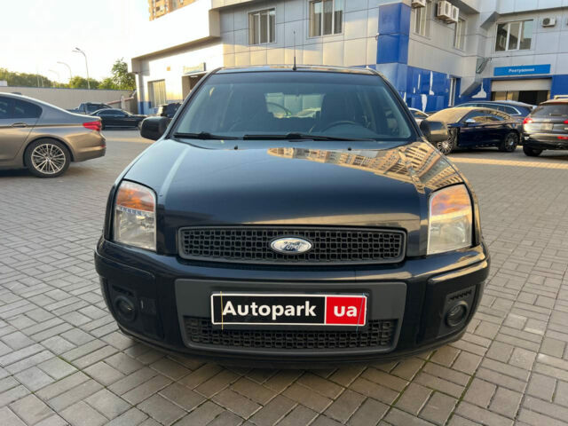 Черный Форд Фьюжн, объемом двигателя 1.4 л и пробегом 253 тыс. км за 4990 $, фото 4 на Automoto.ua