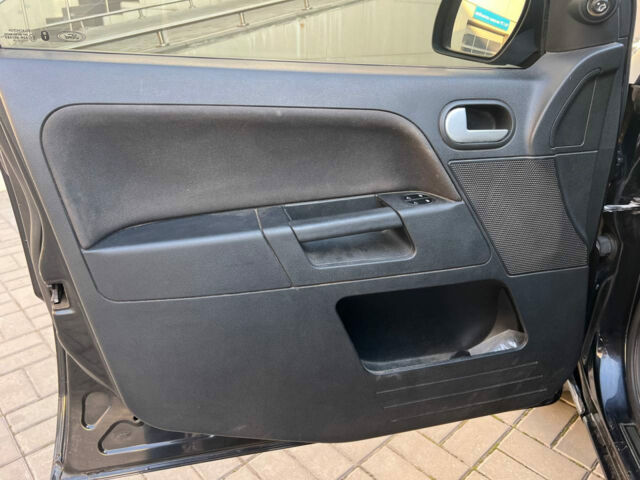 Черный Форд Фьюжн, объемом двигателя 1.4 л и пробегом 253 тыс. км за 4990 $, фото 12 на Automoto.ua