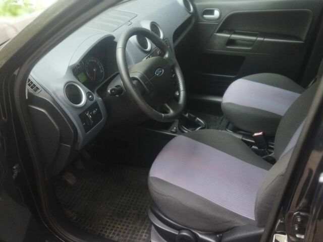 Чорний Форд Фьюжен, об'ємом двигуна 0 л та пробігом 180 тис. км за 5800 $, фото 5 на Automoto.ua