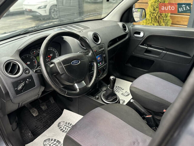 Черный Форд Фьюжн, объемом двигателя 1.6 л и пробегом 149 тыс. км за 4650 $, фото 23 на Automoto.ua