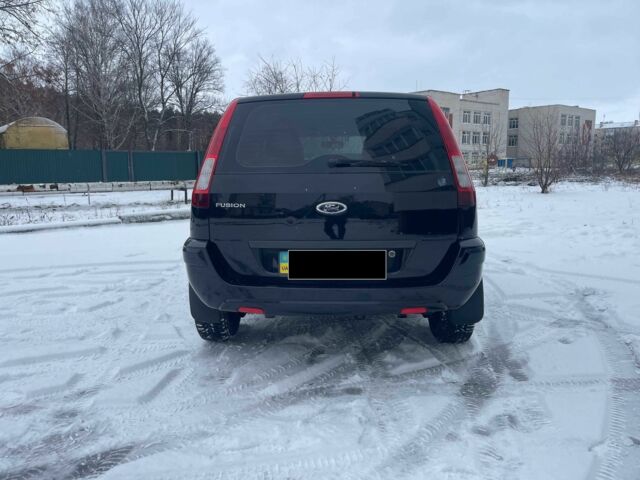 Чорний Форд Фьюжен, об'ємом двигуна 1.6 л та пробігом 145 тис. км за 5999 $, фото 4 на Automoto.ua