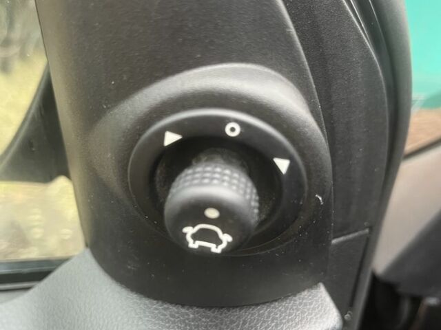 Чорний Форд Фьюжен, об'ємом двигуна 1.6 л та пробігом 203 тис. км за 5999 $, фото 11 на Automoto.ua