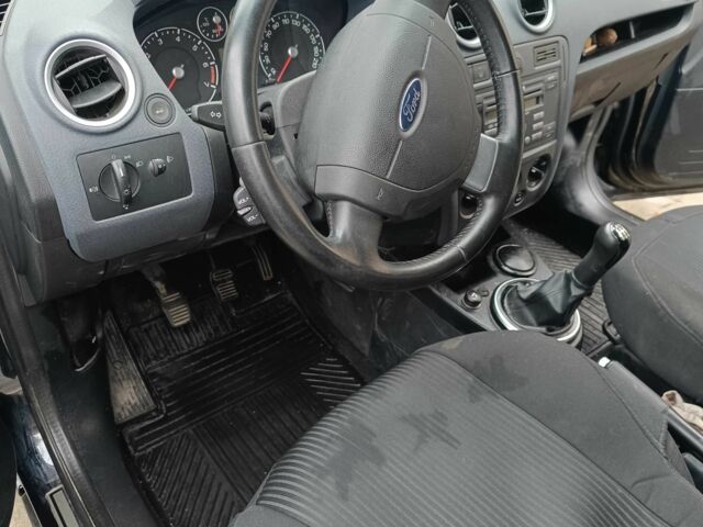 Черный Форд Фьюжн, объемом двигателя 1.4 л и пробегом 45 тыс. км за 8499 $, фото 6 на Automoto.ua