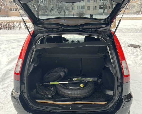 Чорний Форд Фьюжен, об'ємом двигуна 1.6 л та пробігом 143 тис. км за 6350 $, фото 34 на Automoto.ua