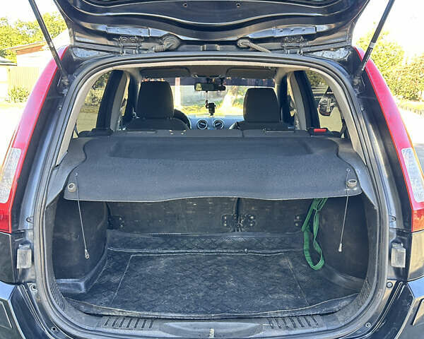 Черный Форд Фьюжн, объемом двигателя 1.39 л и пробегом 320 тыс. км за 4500 $, фото 13 на Automoto.ua