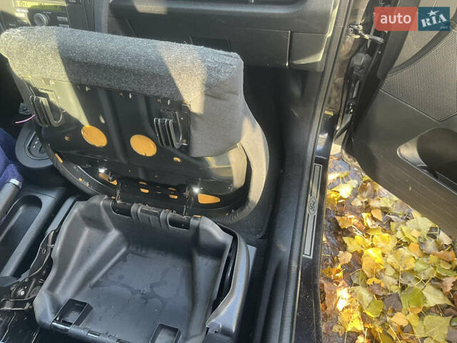 Черный Форд Фьюжн, объемом двигателя 1.6 л и пробегом 142 тыс. км за 5900 $, фото 12 на Automoto.ua