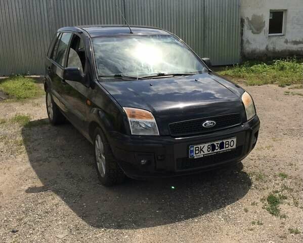 Чорний Форд Фьюжен, об'ємом двигуна 1.4 л та пробігом 198 тис. км за 5500 $, фото 2 на Automoto.ua