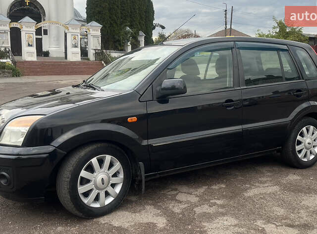 Форд Фьюжн 2011 в Нежине на Automoto.ua Черный Форд Фьюжн, объемом двигателя 1.6 л и пробегом 143 тыс. км за 6500 $, фото 5 на Automoto.ua