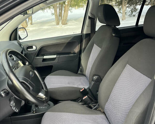 Чорний Форд Фьюжен, об'ємом двигуна 1.6 л та пробігом 143 тис. км за 6350 $, фото 21 на Automoto.ua