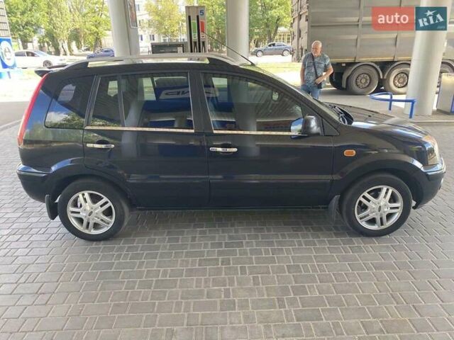 Чорний Форд Фьюжен, об'ємом двигуна 1.6 л та пробігом 178 тис. км за 6800 $, фото 3 на Automoto.ua