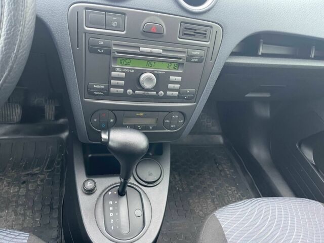 Чорний Форд Фьюжен, об'ємом двигуна 1.6 л та пробігом 145 тис. км за 5999 $, фото 21 на Automoto.ua