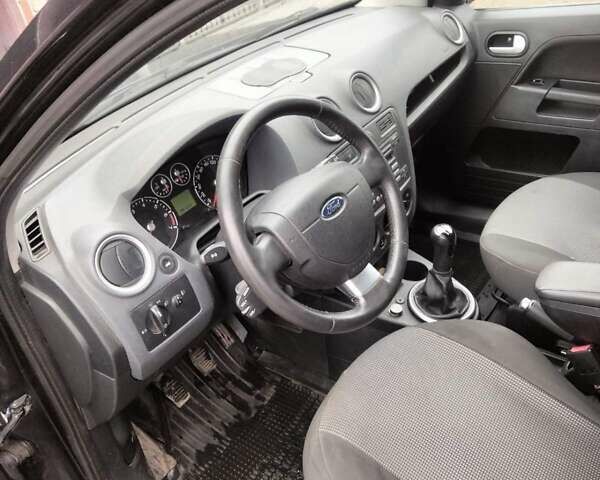 Черный Форд Фьюжн, объемом двигателя 1.4 л и пробегом 92 тыс. км за 5000 $, фото 4 на Automoto.ua