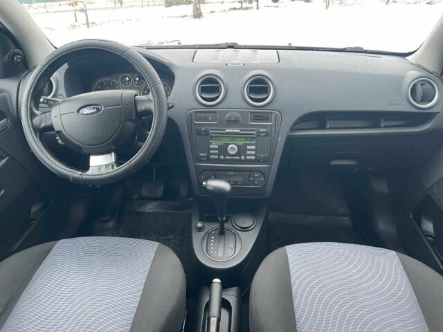 Чорний Форд Фьюжен, об'ємом двигуна 1.6 л та пробігом 145 тис. км за 5999 $, фото 15 на Automoto.ua