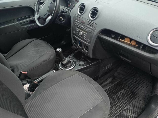 Черный Форд Фьюжн, объемом двигателя 1.4 л и пробегом 45 тыс. км за 8499 $, фото 9 на Automoto.ua