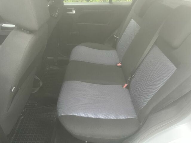 Чорний Форд Фьюжен, об'ємом двигуна 1.6 л та пробігом 203 тис. км за 5999 $, фото 6 на Automoto.ua