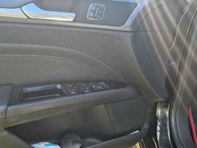 Чорний Форд Фьюжен, об'ємом двигуна 2 л та пробігом 333 тис. км за 8499 $, фото 4 на Automoto.ua