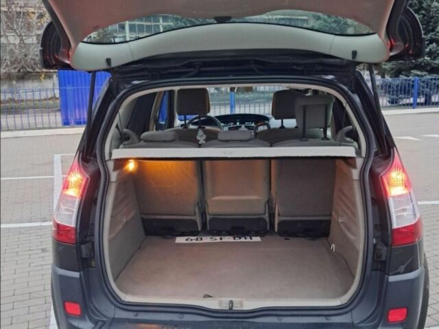 Черный Форд Фьюжн, объемом двигателя 1.6 л и пробегом 242 тыс. км за 4999 $, фото 12 на Automoto.ua