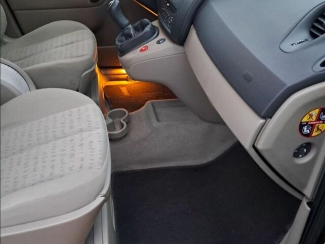 Черный Форд Фьюжн, объемом двигателя 1.6 л и пробегом 242 тыс. км за 4999 $, фото 5 на Automoto.ua