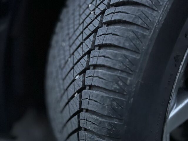 Чорний Форд Фьюжен, об'ємом двигуна 2.5 л та пробігом 225 тис. км за 10900 $, фото 22 на Automoto.ua