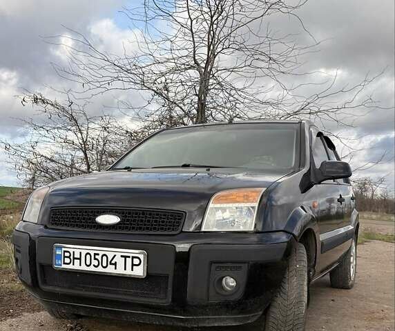 Чорний Форд Фьюжен, об'ємом двигуна 1.4 л та пробігом 290 тис. км за 4500 $, фото 4 на Automoto.ua