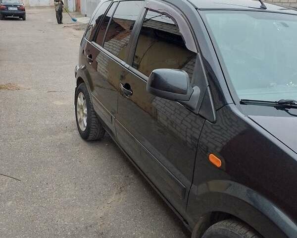 Чорний Форд Фьюжен, об'ємом двигуна 1.4 л та пробігом 212 тис. км за 5400 $, фото 1 на Automoto.ua
