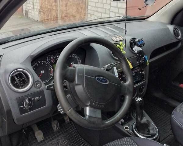 Чорний Форд Фьюжен, об'ємом двигуна 1.4 л та пробігом 212 тис. км за 5400 $, фото 3 на Automoto.ua