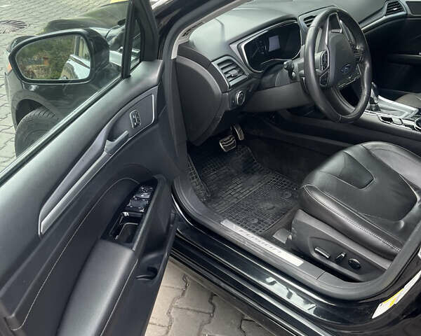 Черный Форд Фьюжн, объемом двигателя 2 л и пробегом 129 тыс. км за 10500 $, фото 6 на Automoto.ua