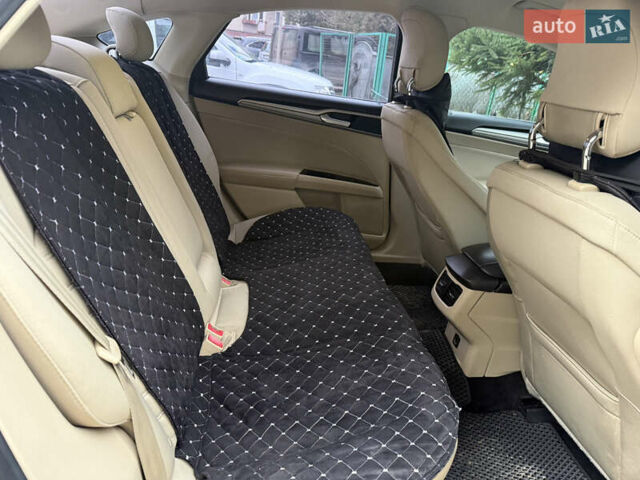 Черный Форд Фьюжн, объемом двигателя 2.49 л и пробегом 118 тыс. км за 10000 $, фото 10 на Automoto.ua