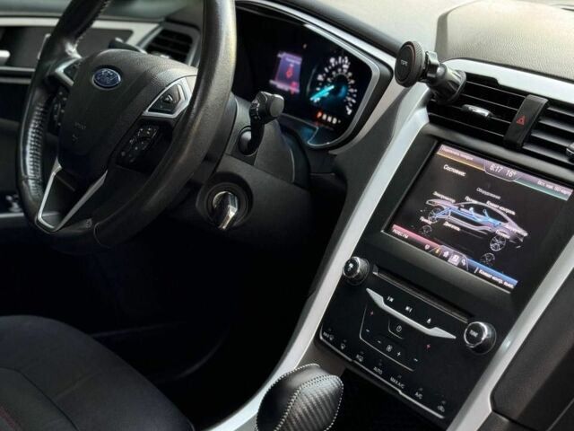 Черный Форд Фьюжн, объемом двигателя 2 л и пробегом 216 тыс. км за 10000 $, фото 19 на Automoto.ua